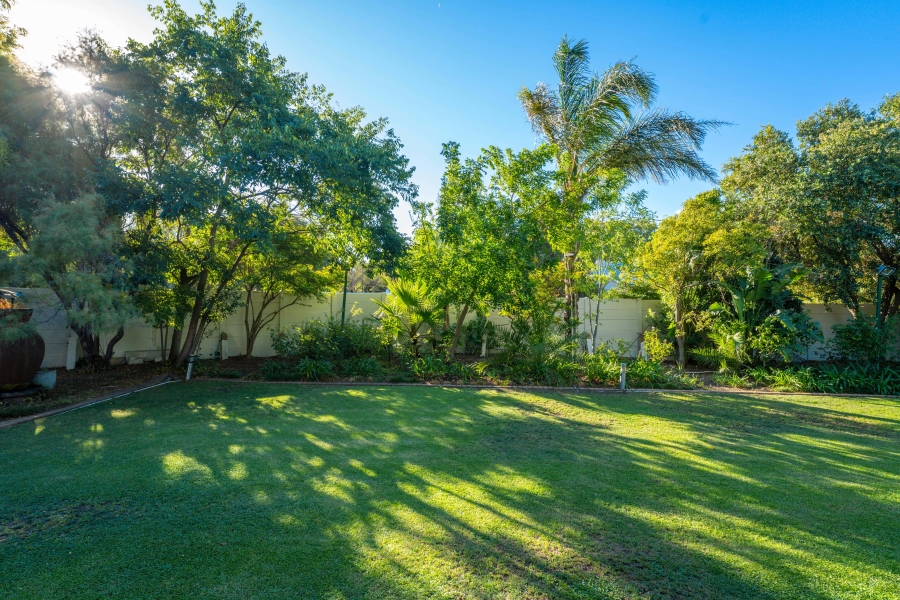 5 Bedroom Property for Sale in Langerug Western Cape